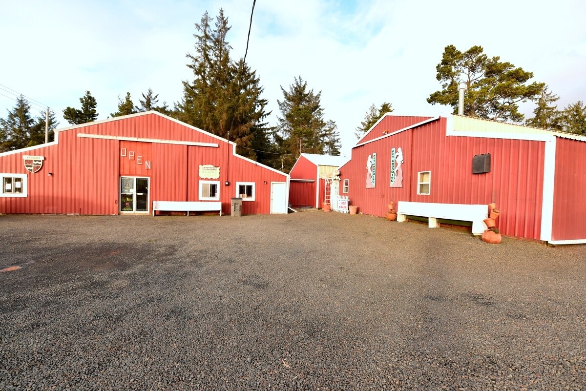 3765 US-101, Seaside, OR for sale Primary Photo- Image 1 of 1