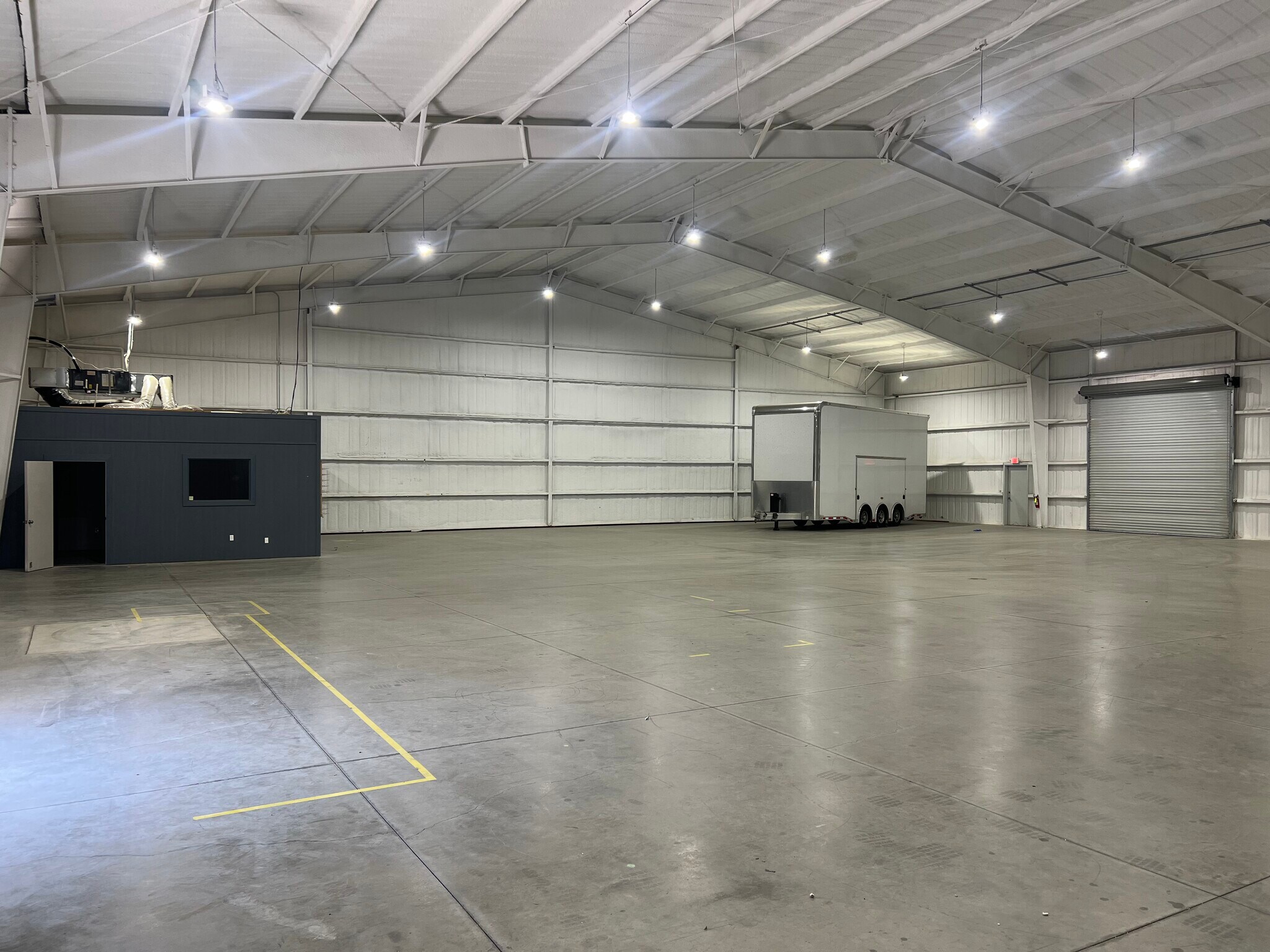 138 Leopard Rd, Rhome, TX for lease Interior Photo- Image 1 of 4