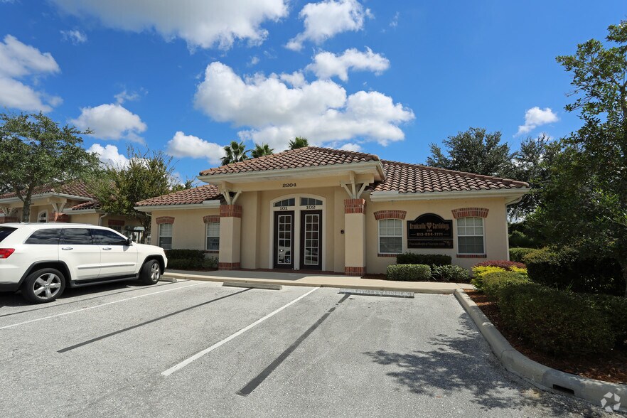 2204 Ashley Oaks Cir, Wesley Chapel, FL 33544