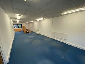 Millbrook Rd, Southampton for lease Interior Photo- Image 2 of 3