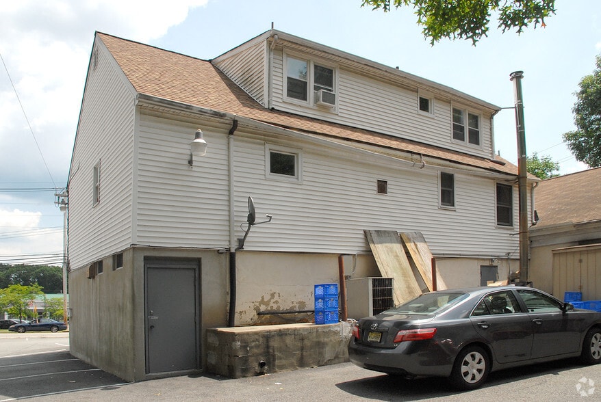 5711 Berkshire Valley Rd, Oak Ridge, NJ for lease - Building Photo - Image 2 of 3