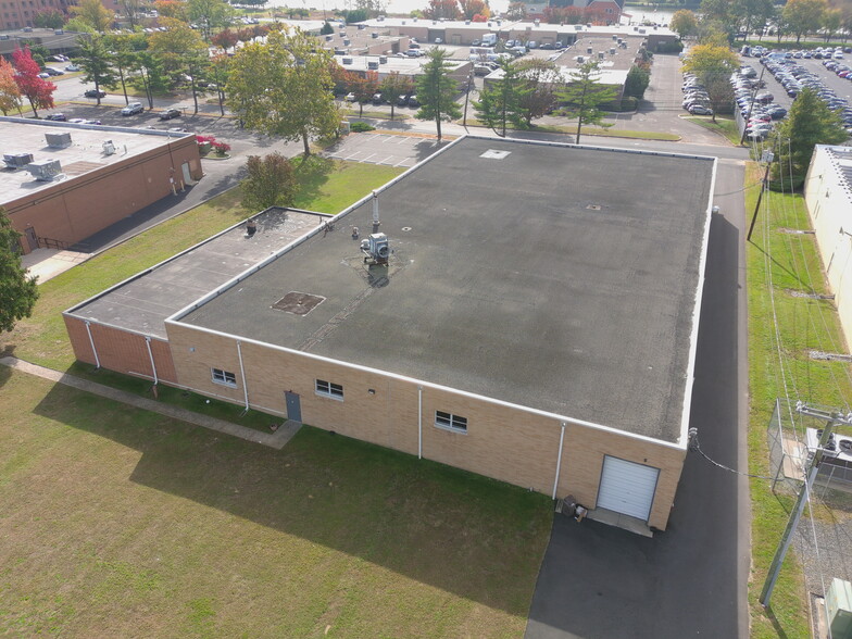 7055 Central Hwy, Pennsauken, NJ for lease - Building Photo - Image 3 of 5