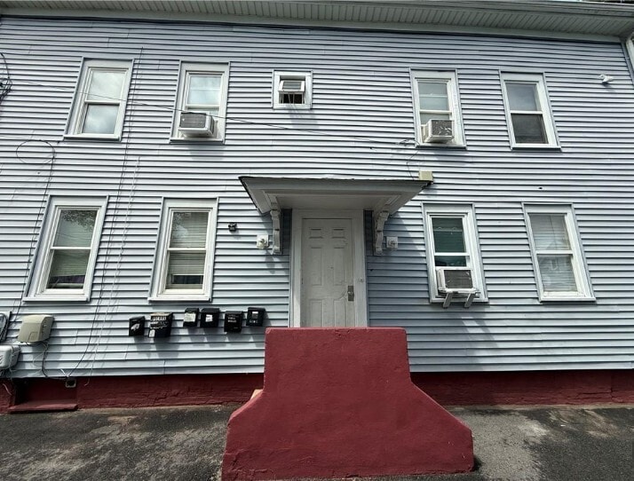 139 Julian St, Providence, RI for sale - Primary Photo - Image 1 of 6