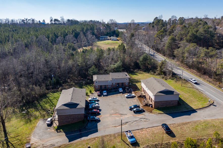 1880 US 64 Hwy, Rutherfordton, NC for sale - Primary Photo - Image 1 of 1