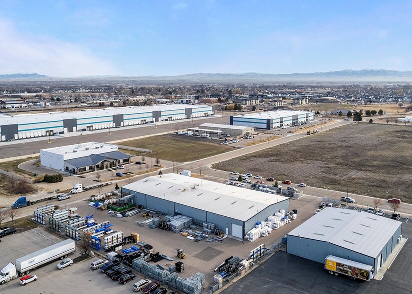 1412 Freedom Ave, Caldwell, ID for sale - Building Photo - Image 2 of 8