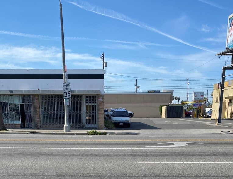 1363-1367 N Avalon Blvd, Wilmington, CA for lease - Building Photo - Image 3 of 3