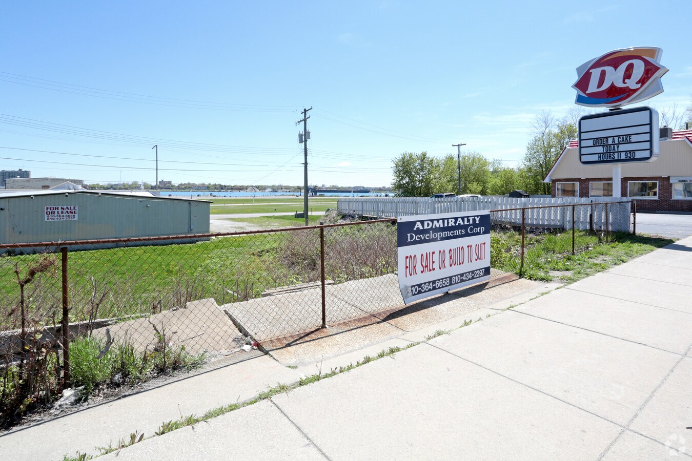 Military St, Port Huron, MI 48060