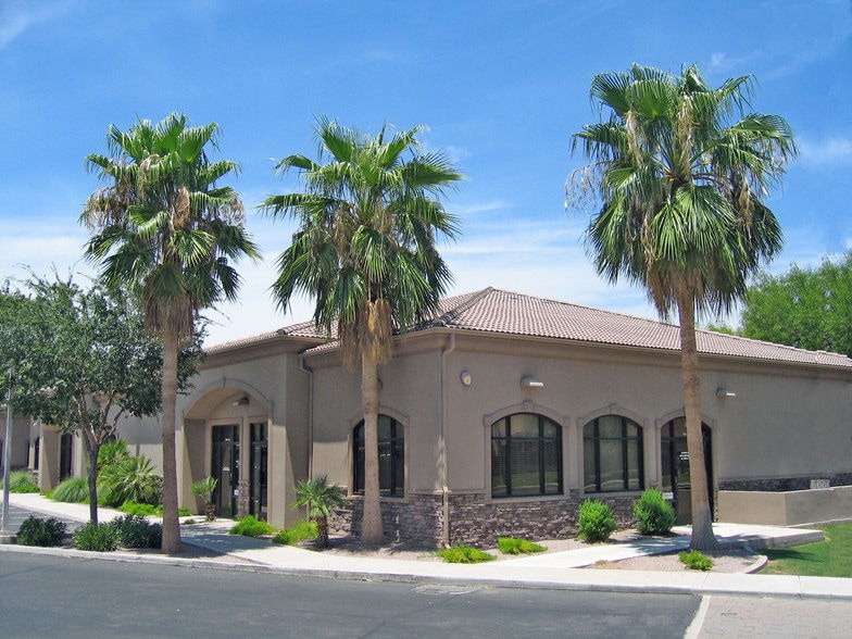 3850 E Baseline Rd, Mesa, AZ for lease - Primary Photo - Image 1 of 3