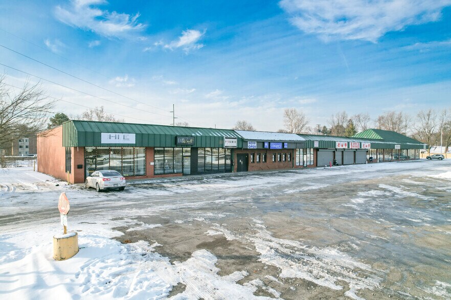 5315-5357 Dorr St, Toledo, OH for sale - Primary Photo - Image 1 of 1