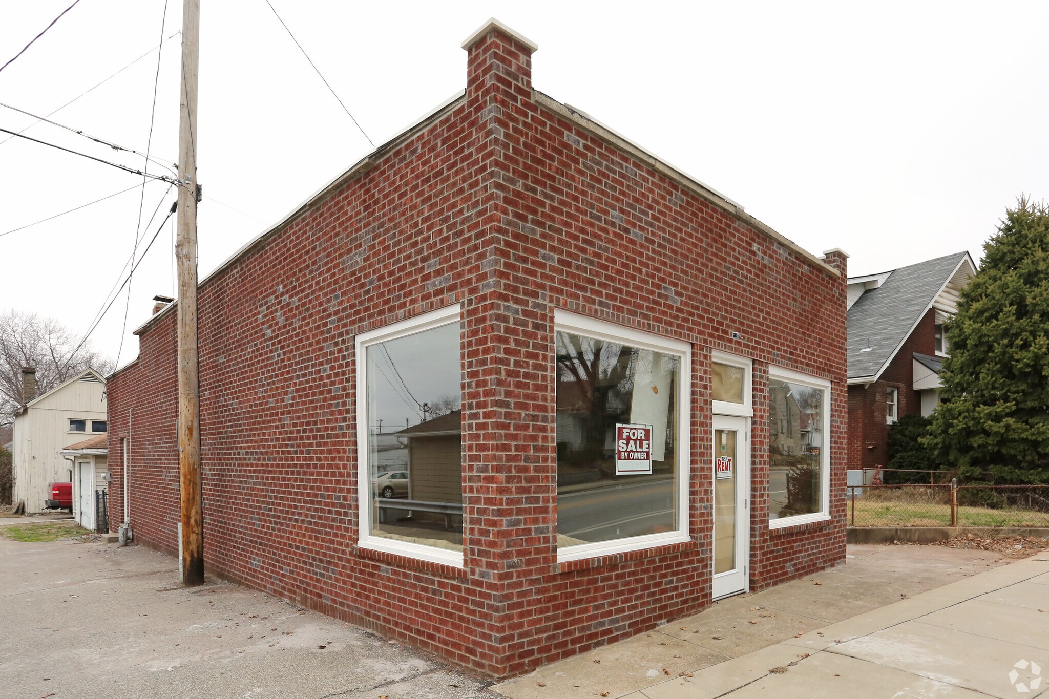 1717 Charlestown Rd, New Albany, IN for sale Primary Photo- Image 1 of 1
