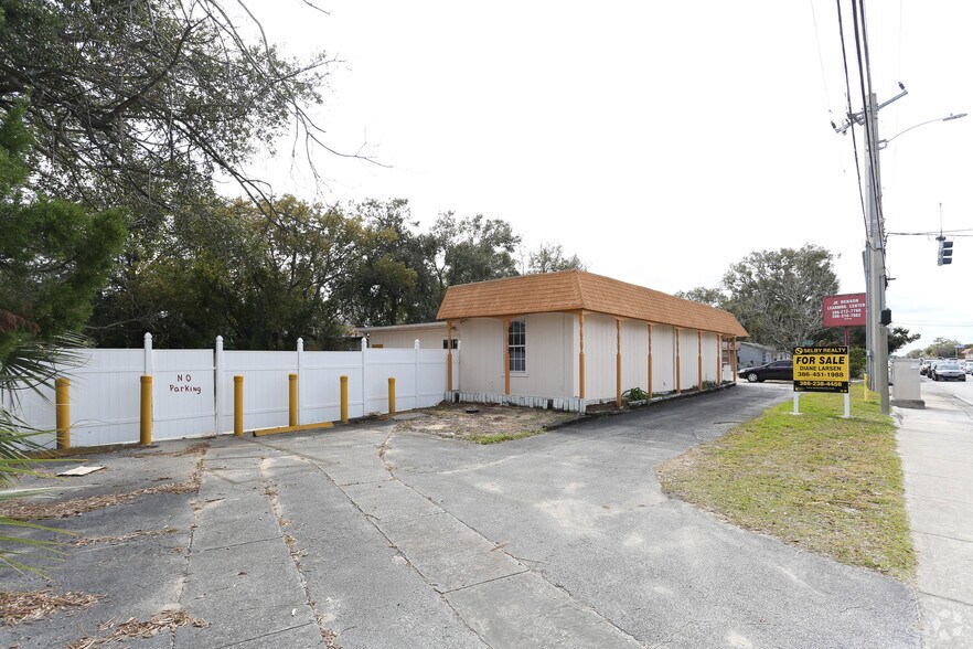 759 Derbyshire Rd Daytona Beach - 759 Derbyshire Rd Daytona Beach FL Building Photo 2 Large 