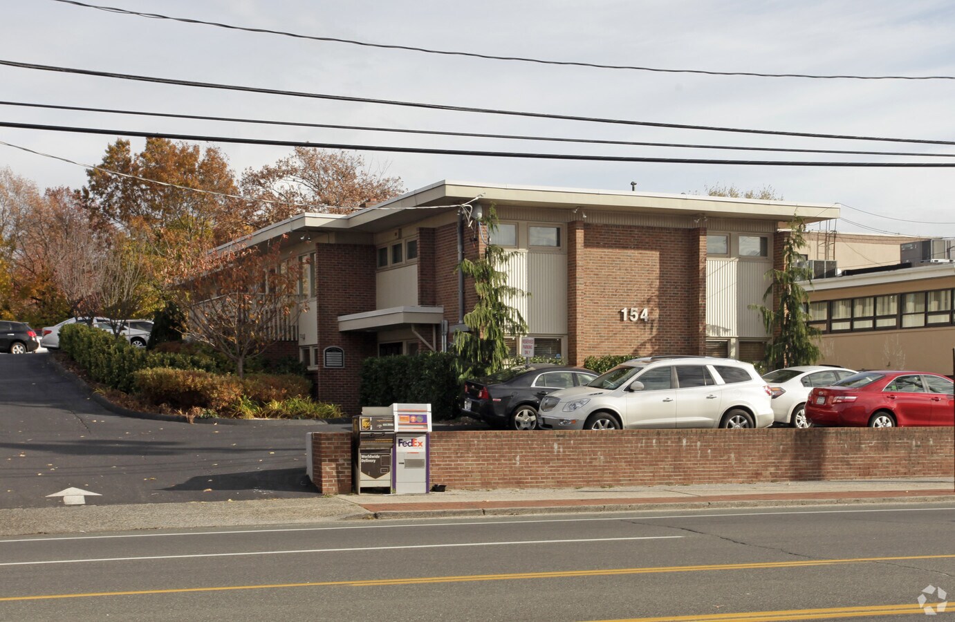 154 Commack Rd, Commack, NY 11725 COMMACK 1,040sf office (no loss