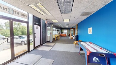 1251 N Plum Grove Rd, Schaumburg, IL for lease Interior Photo- Image 1 of 14