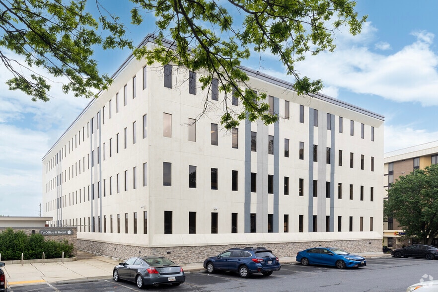 16220 Frederick Rd, Gaithersburg, MD for lease - Building Photo - Image 3 of 6