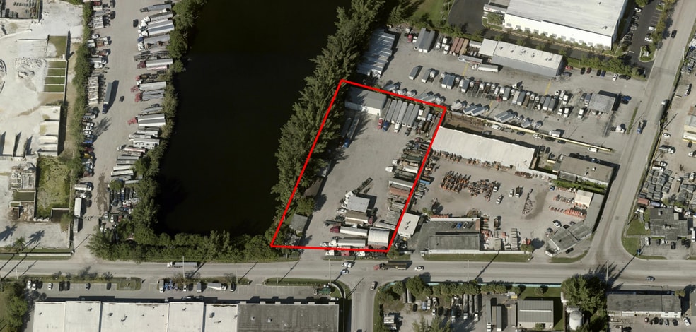 4701 Oakes Rd, Davie, FL for lease - Primary Photo - Image 1 of 7