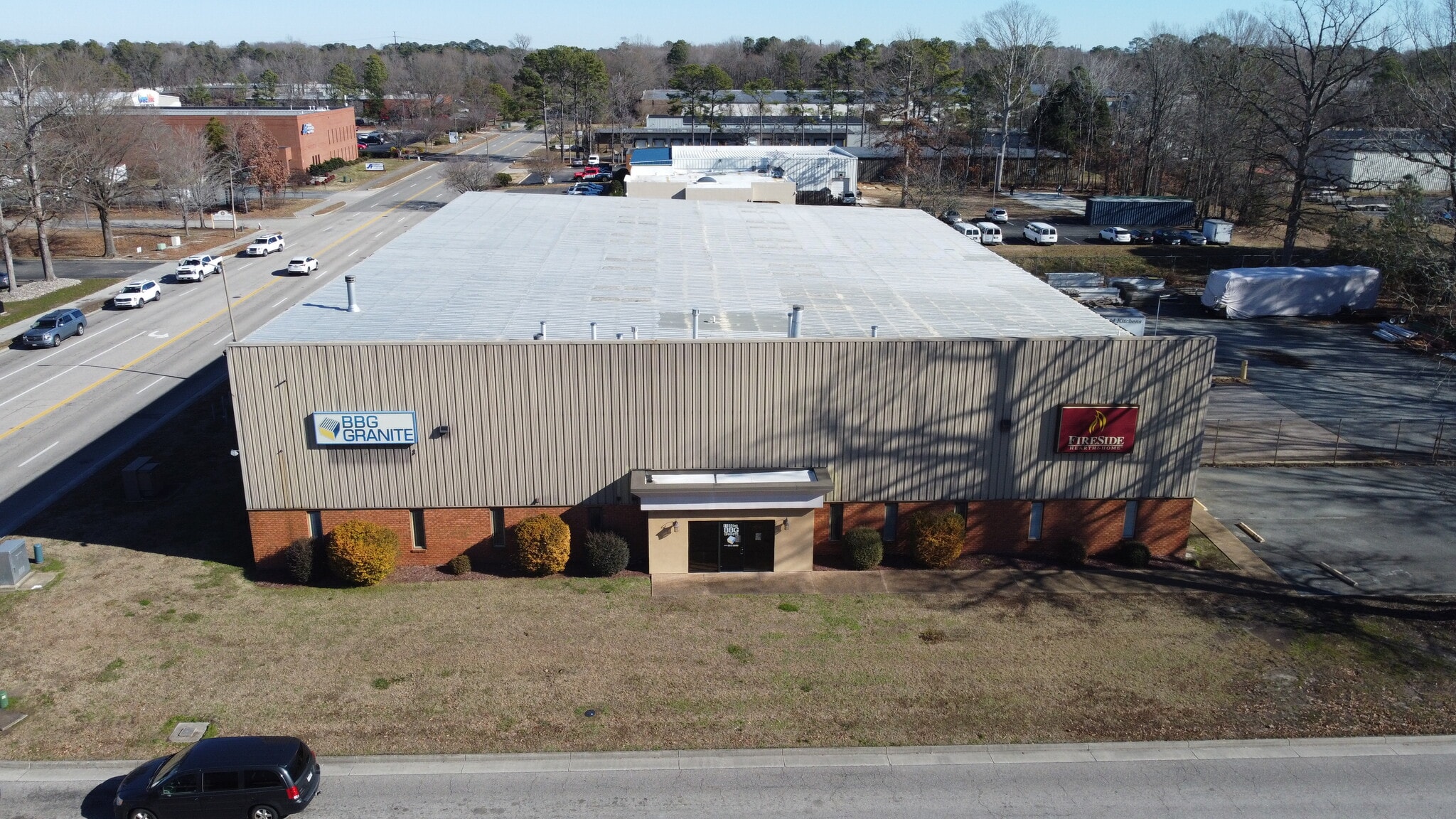 11850 Canon Blvd, Newport News, VA for lease Building Photo- Image 1 of 4
