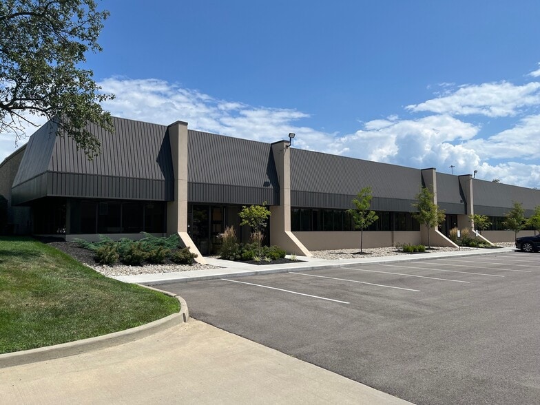 7841-7855 Palace Dr, Cincinnati, OH for lease - Building Photo - Image 1 of 5