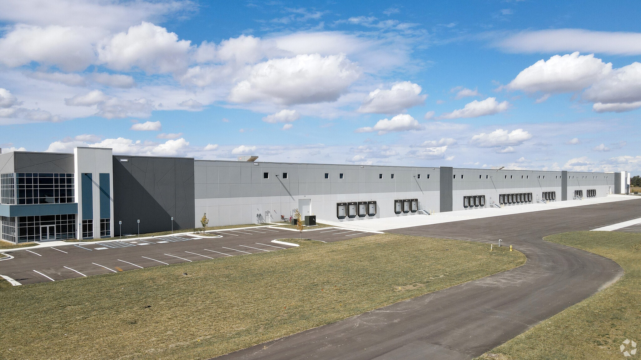 4683 Albert S White Dr, Whitestown, IN for sale Primary Photo- Image 1 of 1