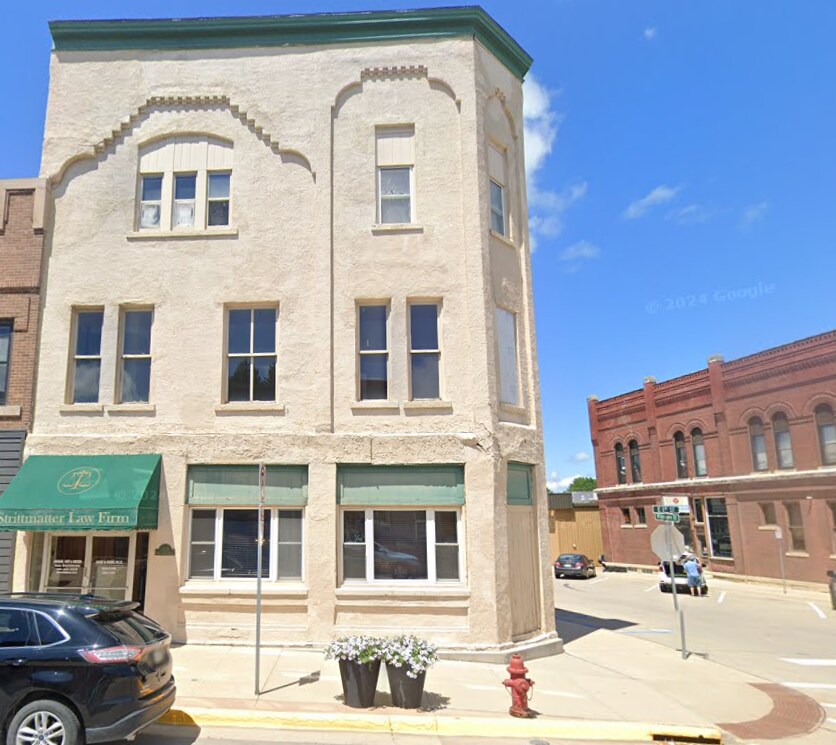123 E 1st St, Monticello, IA for sale Building Photo- Image 1 of 1