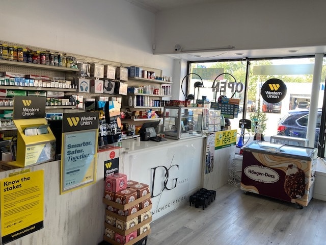 406-416 Cedar Ln, Teaneck, NJ for lease Interior Photo- Image 1 of 2