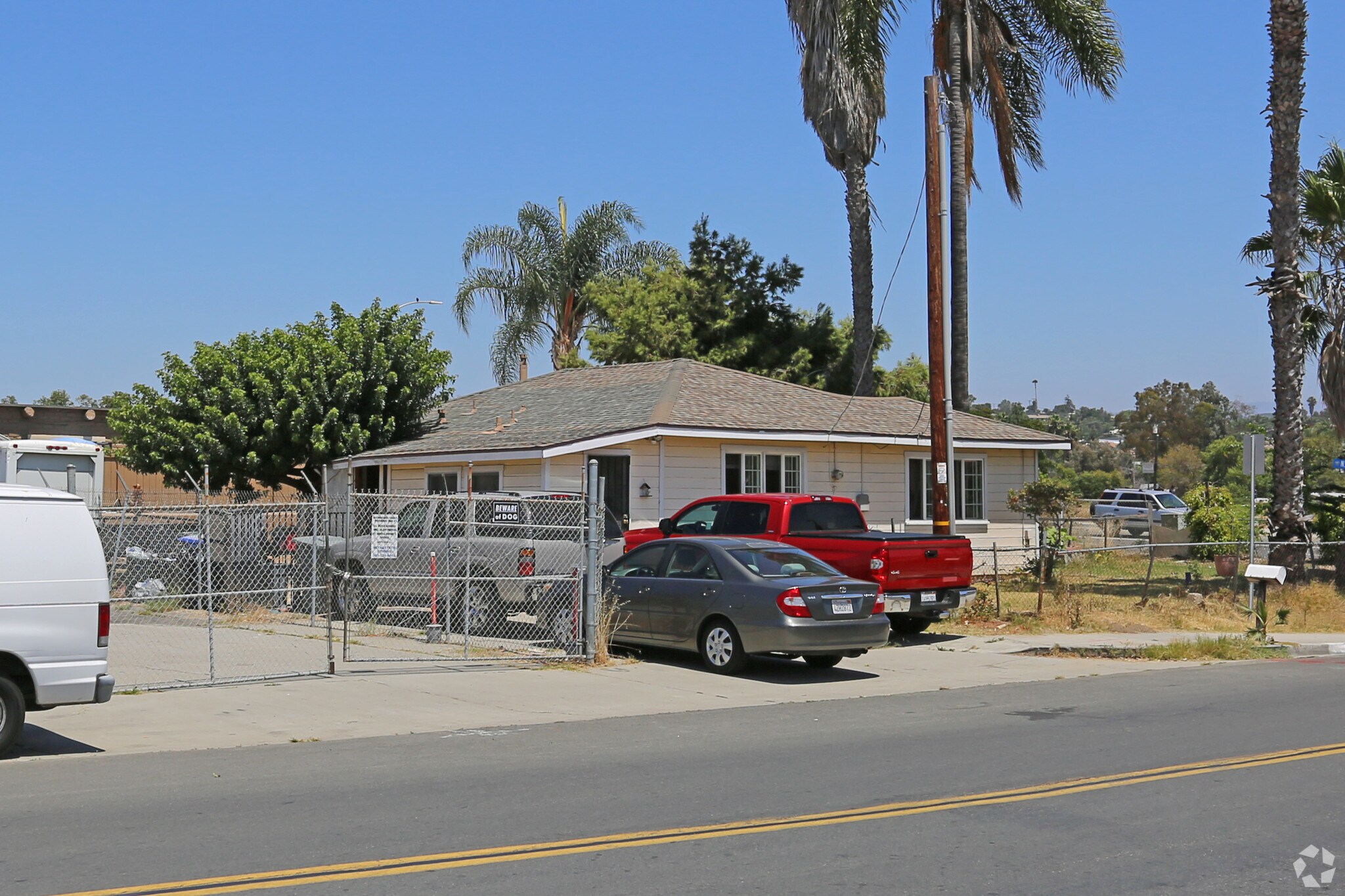 1304 N Santa Fe Ave, Vista, CA for sale Primary Photo- Image 1 of 1
