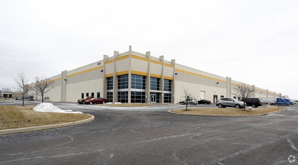 3023 N Distribution Way, Greenfield, IN for sale - Primary Photo - Image 1 of 1