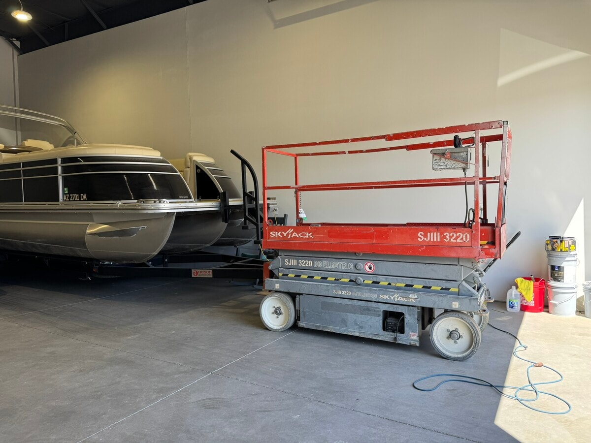 450 E Willis Rd, Chandler, AZ 85286 - Unit 9 -  - Interior Photo - Image 1 of 4