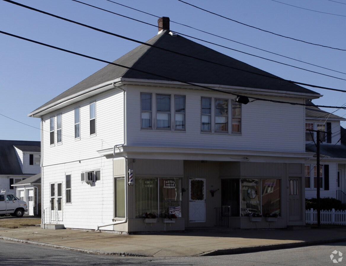 3840 Haven Ave, Cranston, RI 02920