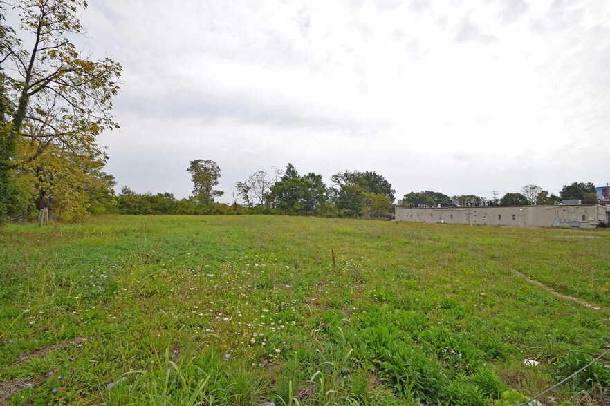 5890 Colerain Ave, Cincinnati, OH for sale - Other - Image 1 of 1