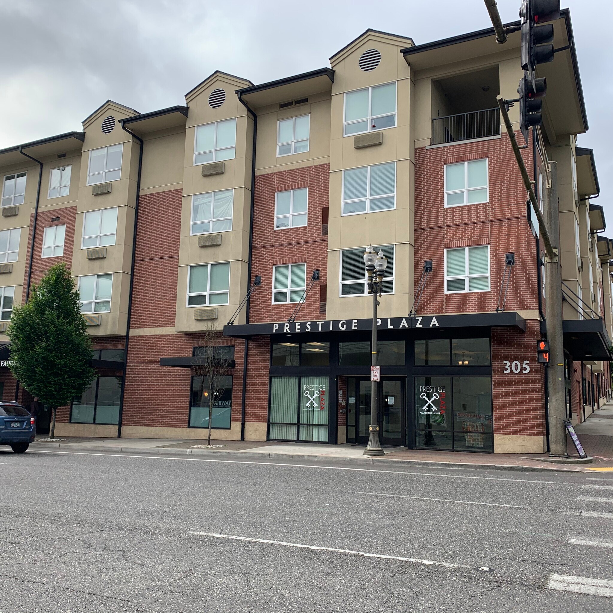 305 E Mill Plain Blvd, Vancouver, WA 98660 Prestige Plaza