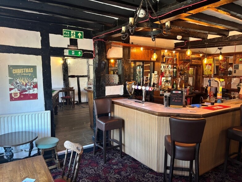 Stevenage Rd, Little Wymondley for sale - Building Photo - Image 3 of 15