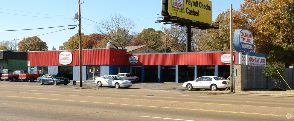 3233-3235 Elvis Presley Blvd, Memphis, TN for lease - Primary Photo - Image 1 of 3