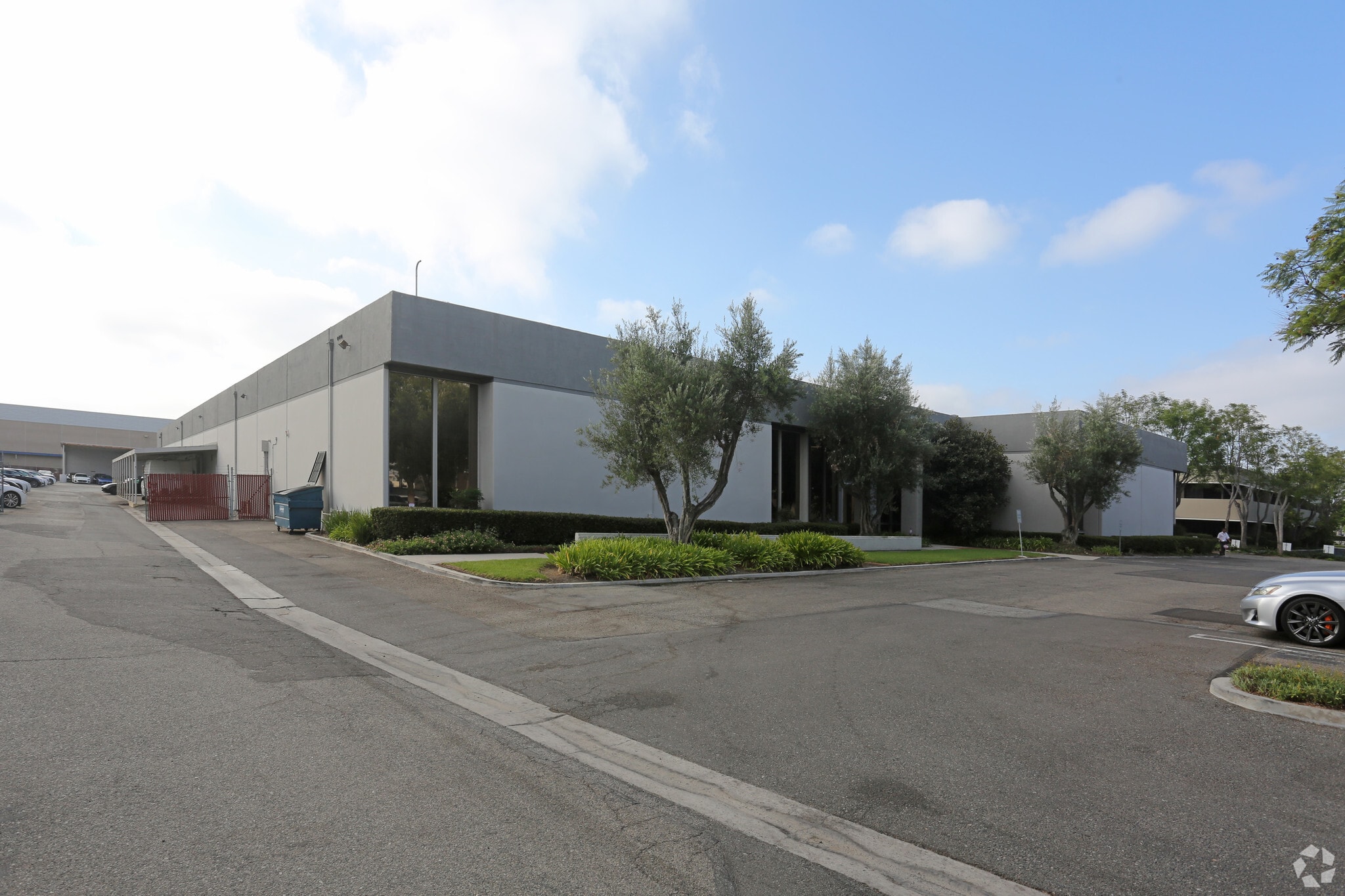 3120 Airway Ave, Costa Mesa, CA for lease Building Photo- Image 1 of 4