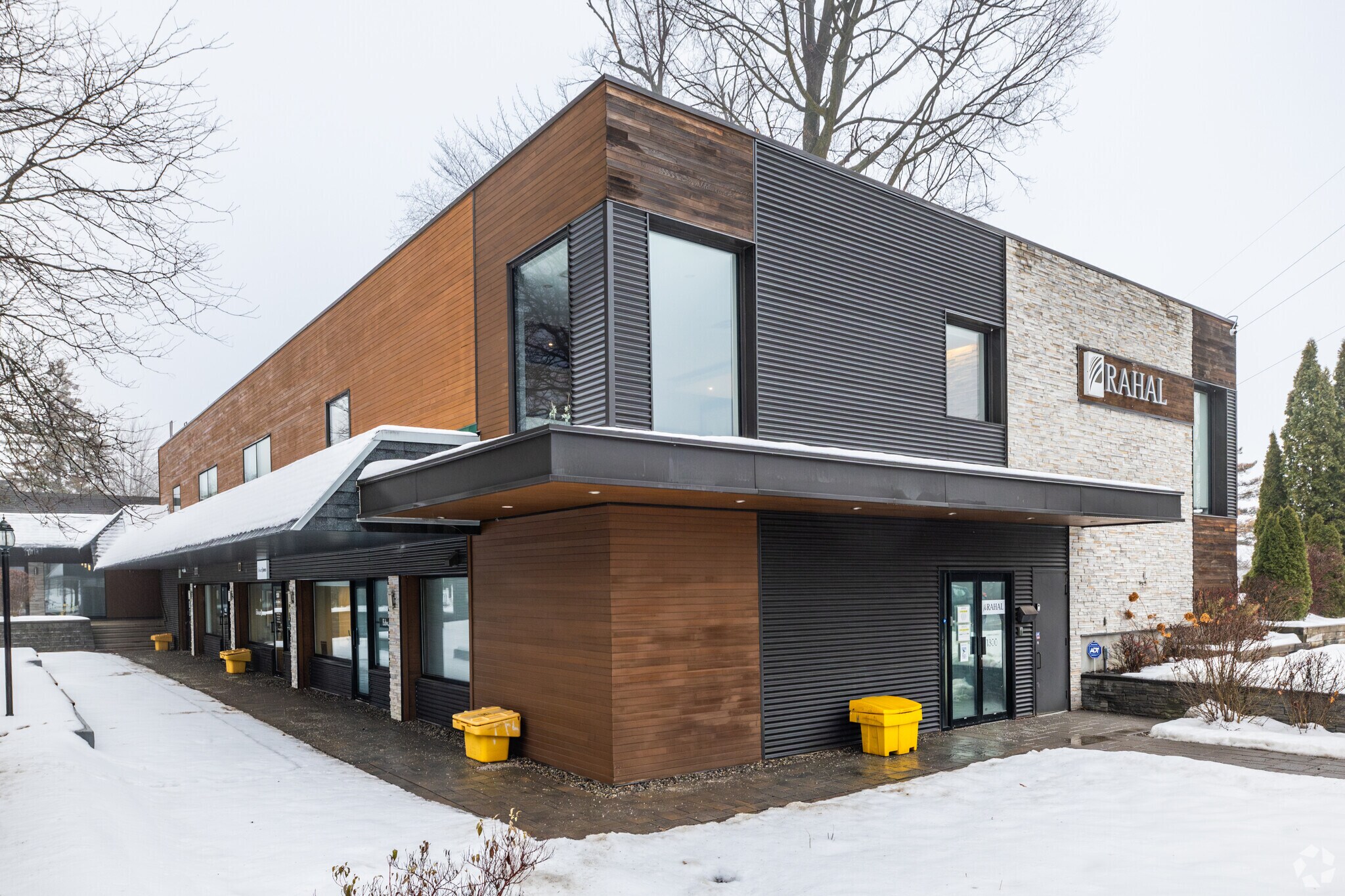 2081 Merivale Rd, Ottawa, ON for sale Primary Photo- Image 1 of 1