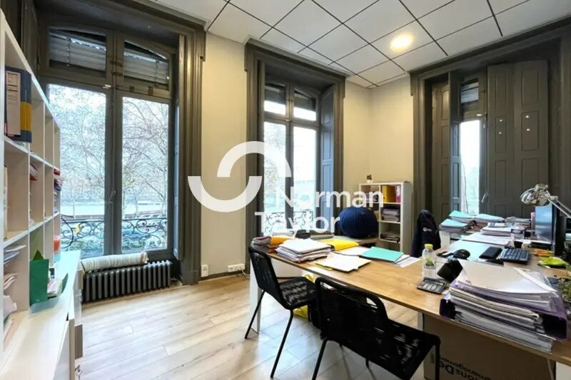 Office in Lyon for lease Building Photo- Image 1 of 15