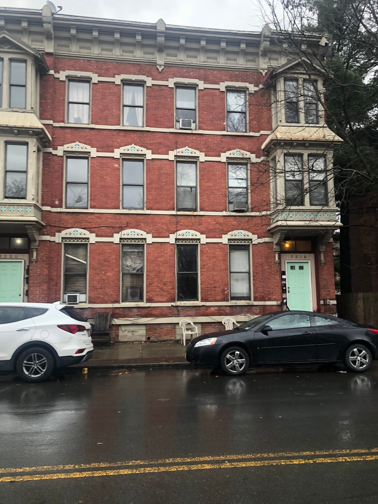 3216 6th Ave, Troy, NY for sale Primary Photo- Image 1 of 1
