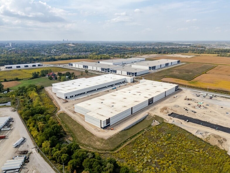 315 Allendale Rd, Cambridge, ON for lease - Building Photo - Image 3 of 11