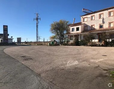 Retail in Ledanca, Guadalajara for lease - Building Photo - Image 3 of 3