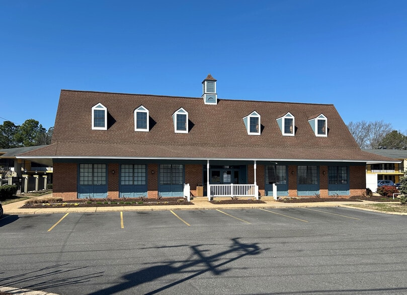100 Waller Mill Rd, Williamsburg, VA for sale - Building Photo - Image 1 of 4