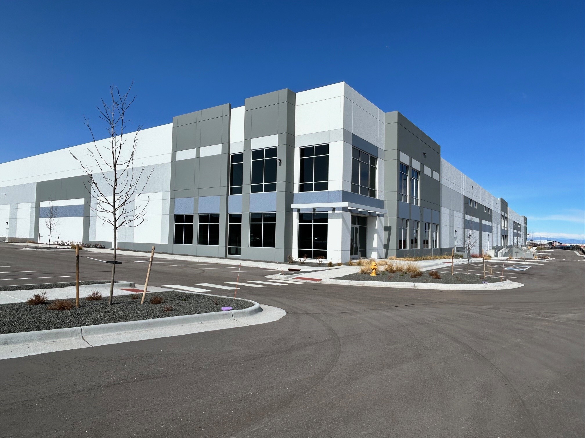 8039 S. Chambers Rd., Englewood, CO for lease Building Photo- Image 1 of 6