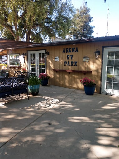 203 S Chowchilla Blvd, Chowchilla, CA for sale - Building Photo - Image 2 of 8