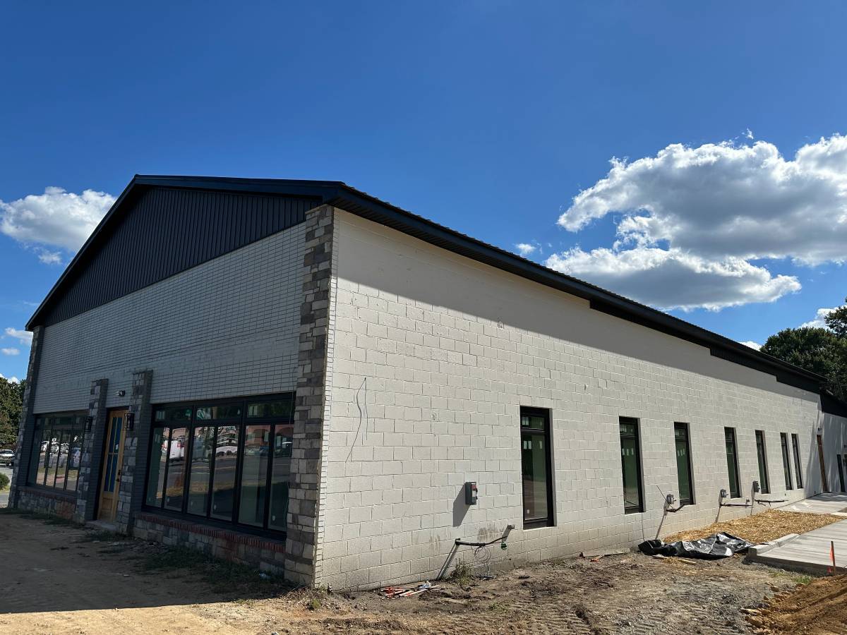 1484 Dale Earnhardt Blvd, Kannapolis, NC for lease Interior Photo- Image 1 of 3