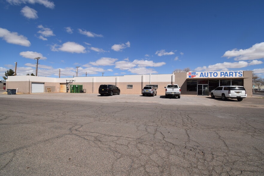 301 E Pine St, Deming, NM for sale - Building Photo - Image 2 of 34