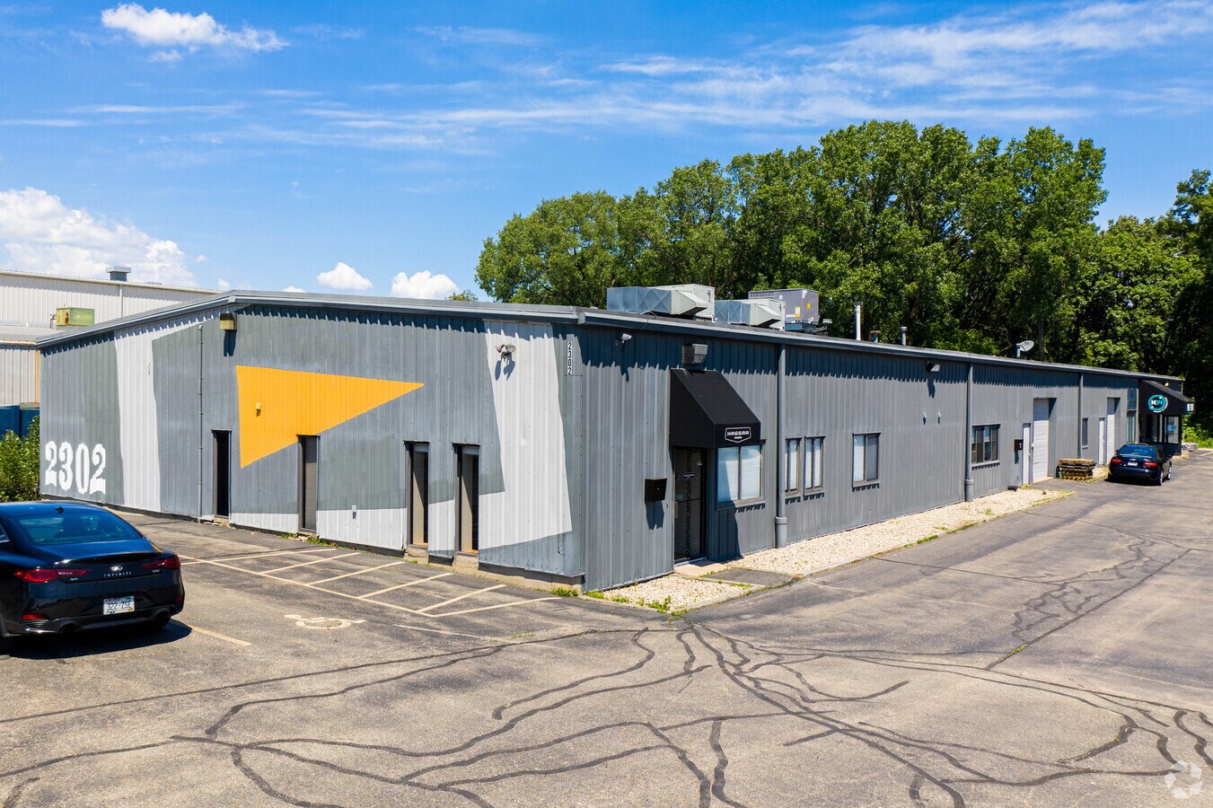 2302 W Badger Rd, Madison, WI 53713