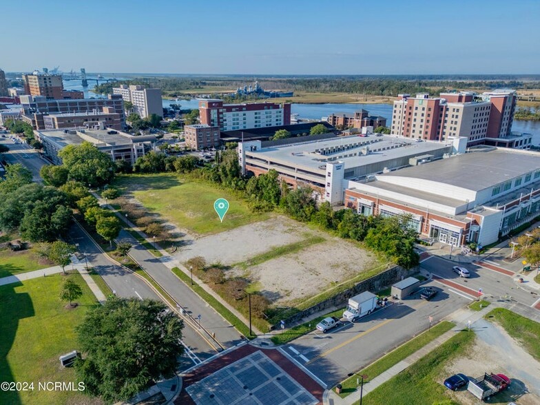 615 N Front St, Wilmington, NC for sale - Building Photo - Image 2 of 20