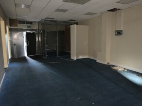 21-31 Queensway, Halesowen for lease Interior Photo- Image 2 of 2