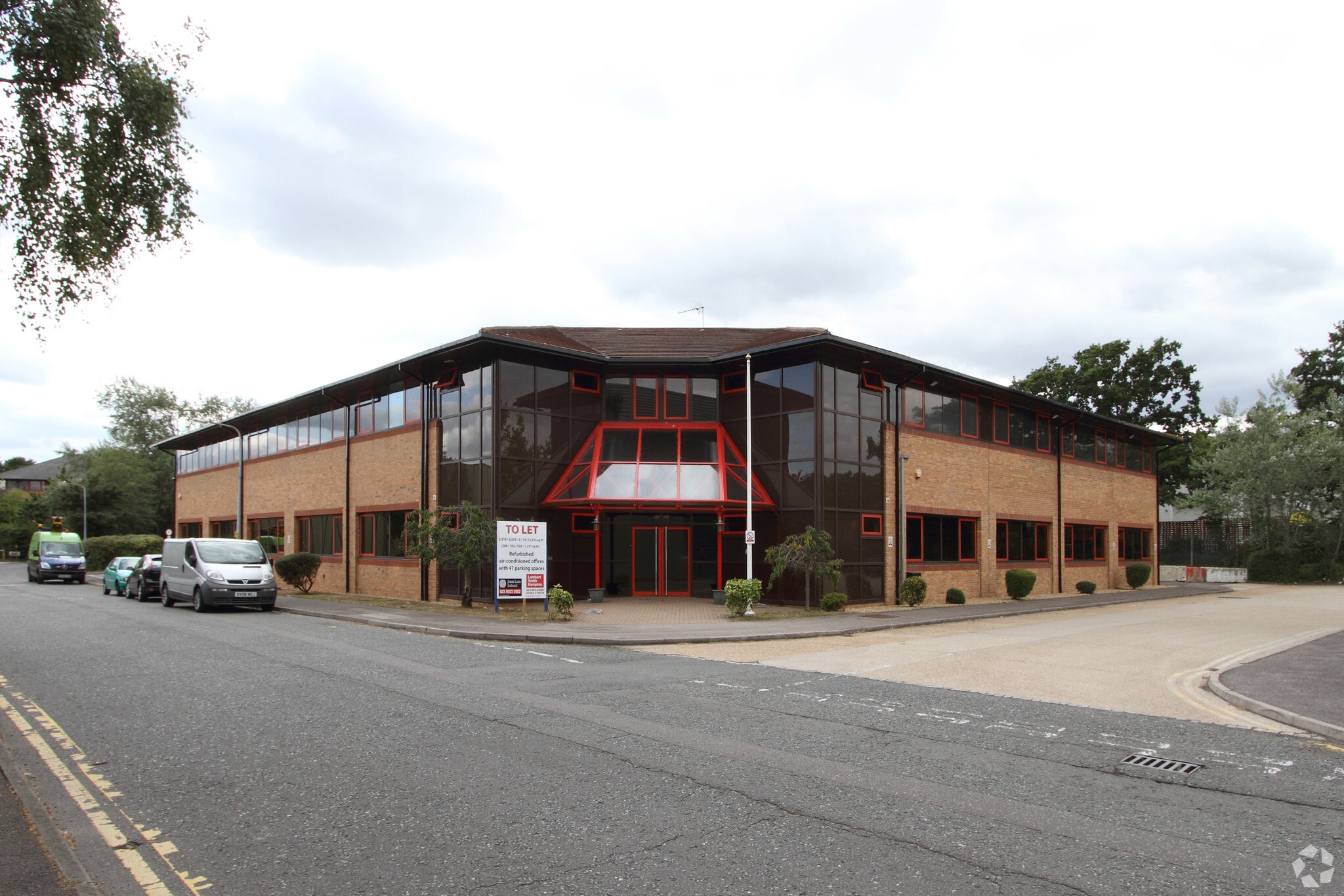 Flanders Rd, Southampton for lease Primary Photo- Image 1 of 7