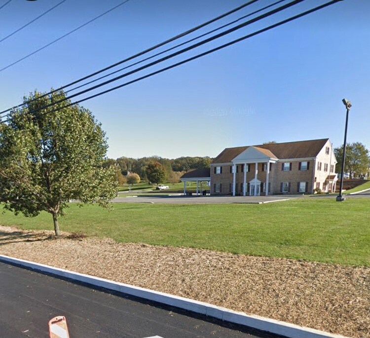 83 W Main St, Elverson, PA 19520 Elverson Bank Building