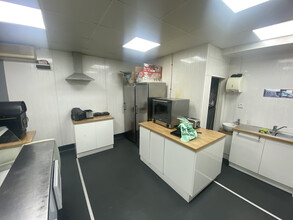 63 Albert Rd, Middlesbrough for lease Interior Photo- Image 2 of 6