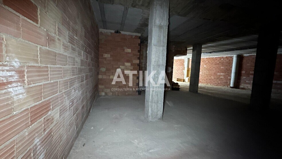 Retail in València for sale - Building Photo - Image 3 of 10